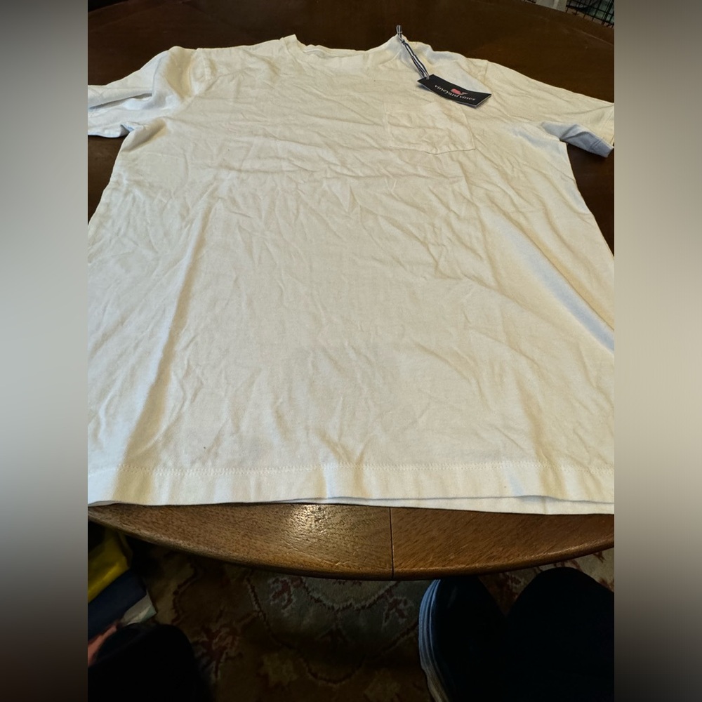 NWT Vineyard Vines White Short Sleeve Tee Size M - Picture 1 of 9